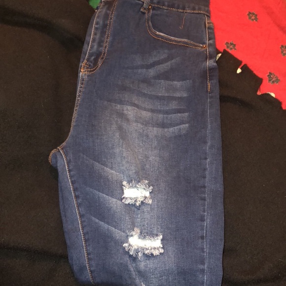 Jeans - Picture 2 of 3